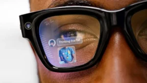 El futuro de Meta no son unas gafas, es que olvides el teléfono